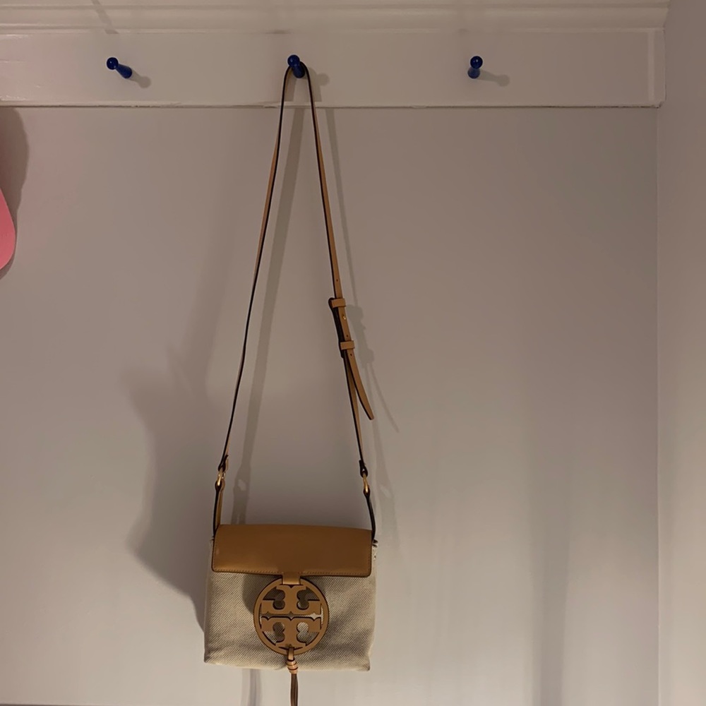 Tory Burch Miller cross body euc as pictured
